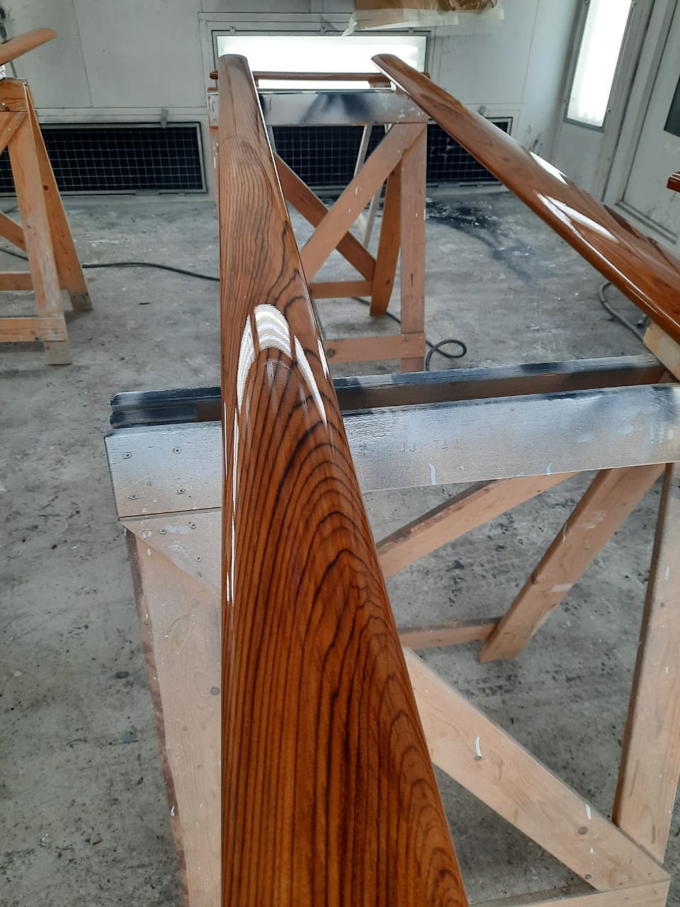 rail capping wood